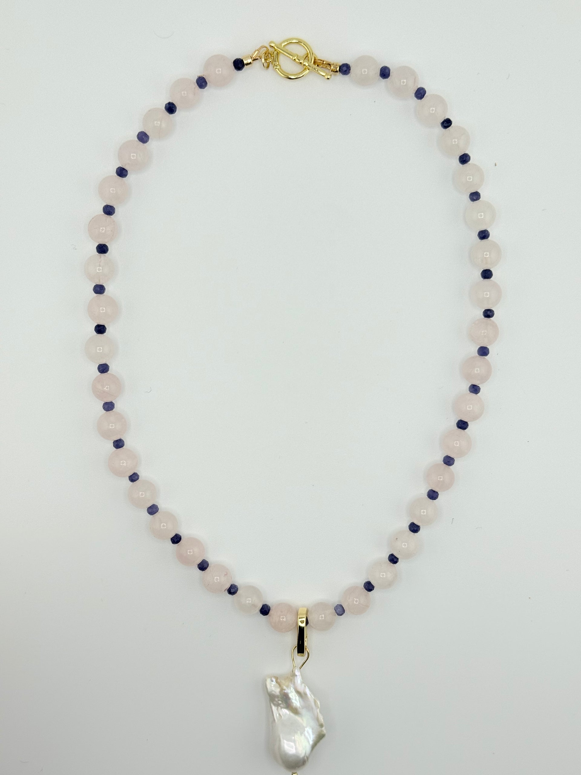 Rose quartz, tanzanite and baroque pearl necklace