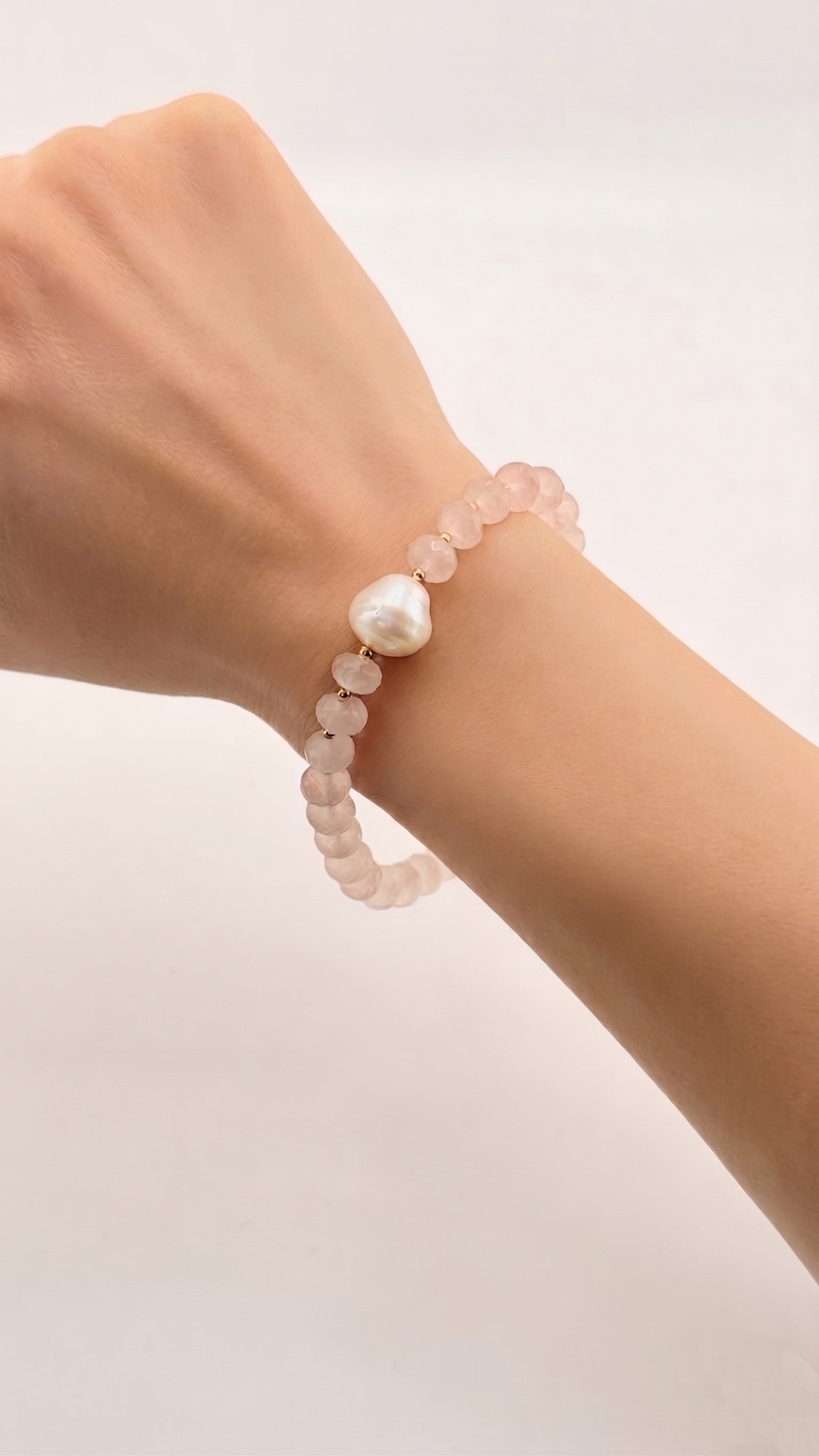 Rose Quartz and Edison Pearl Bracelet